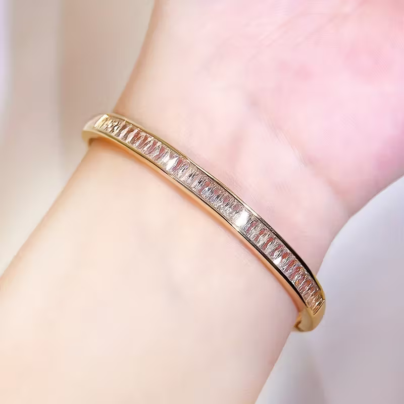 Elegant Gold Bracelet for Every Occasion