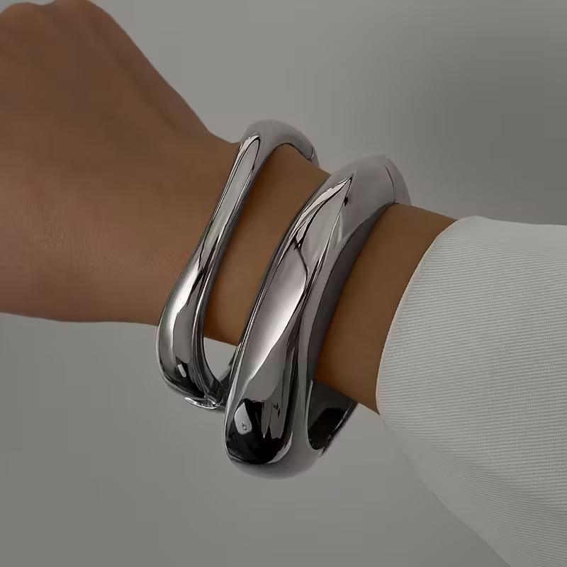 Beautiful Bracelet with Unique Style