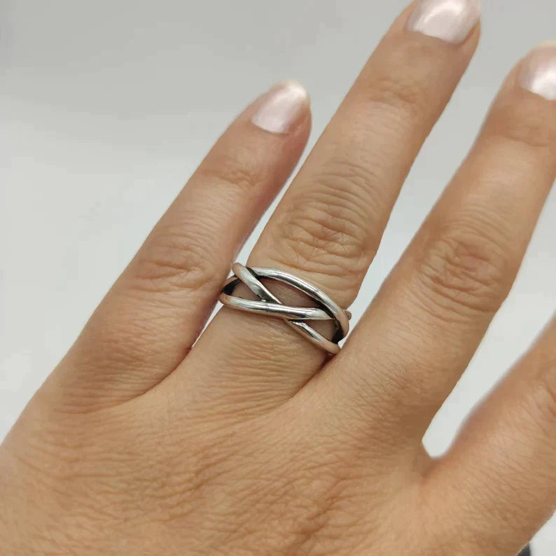 Stunning Silver Ring for Daily Wear