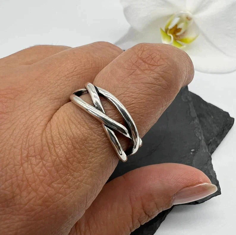 Stunning Silver Ring for Daily Wear