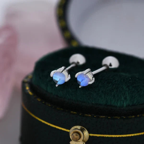 Stunning Silver Earring for Daily Wear