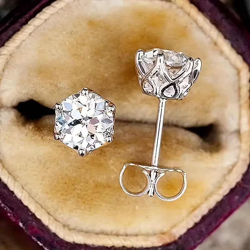 Romantic Earring for Special Moments