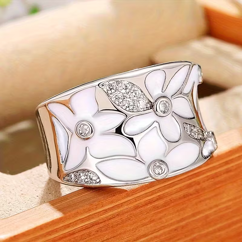 Elegant Ring for Every Occasion