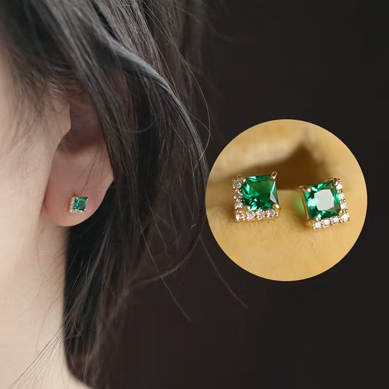 Stunning Earring for Daily Wear