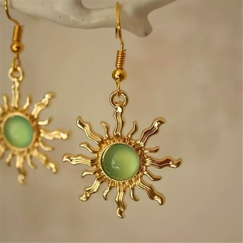 Charming Earring for Any Occasion