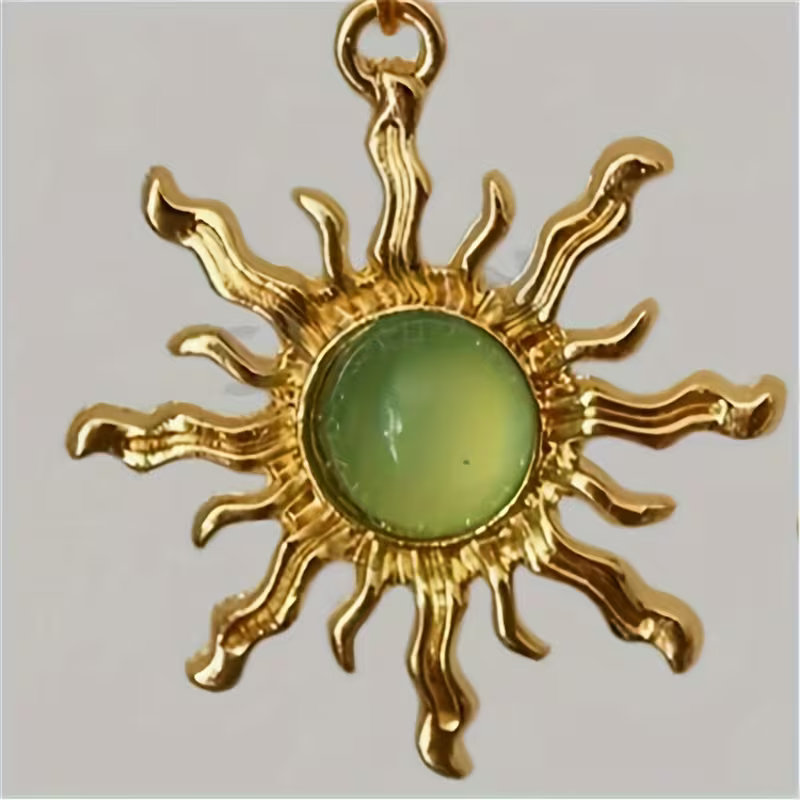 Charming Earring for Any Occasion