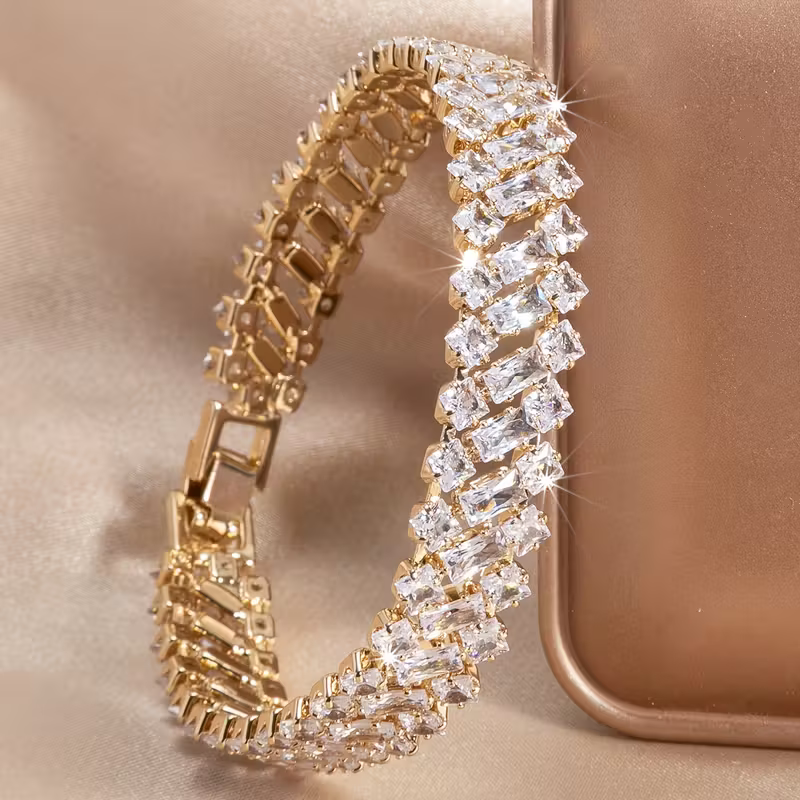 Stunning Bracelet for Daily Wear