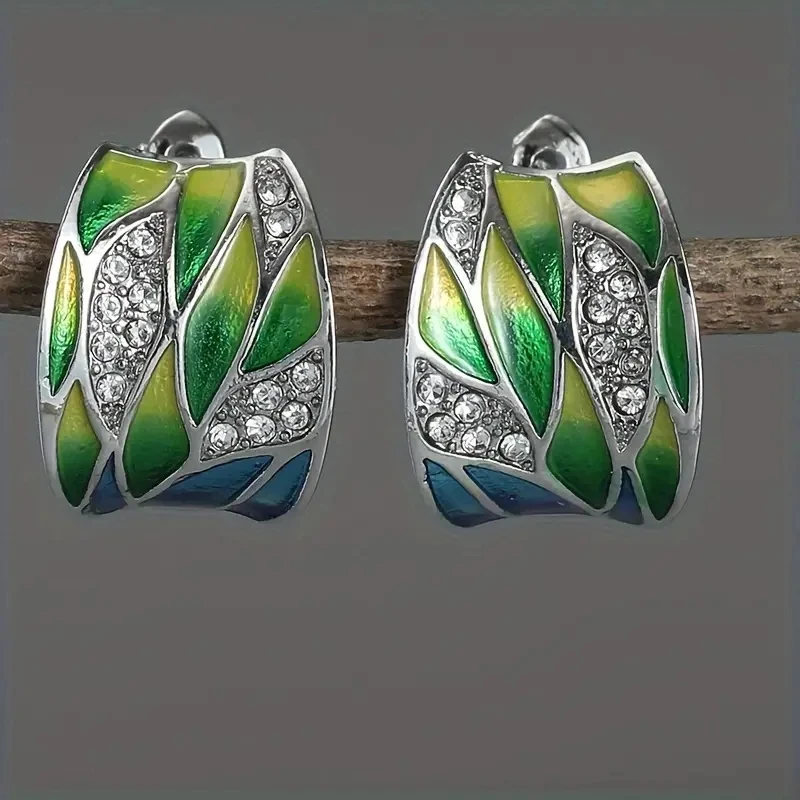 Charming Earring for Any Occasion