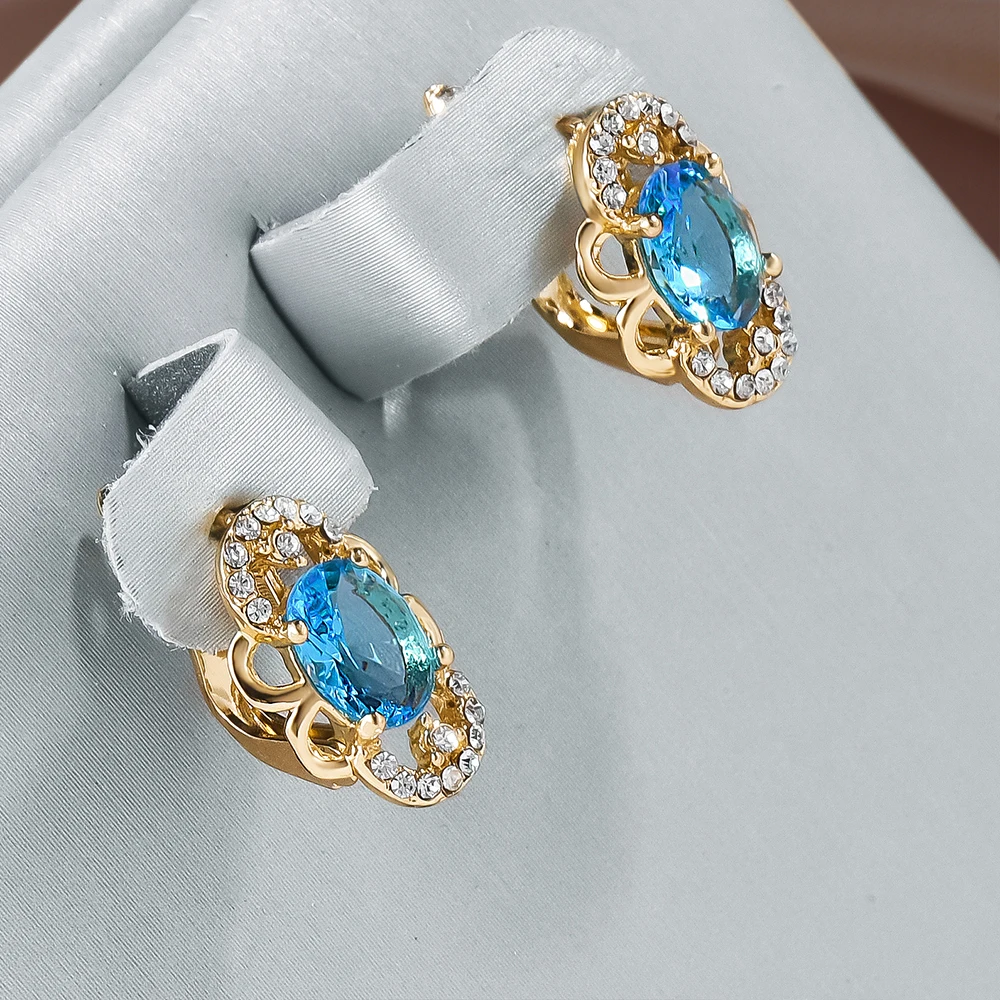Elegant Gold Earring for Every Occasion