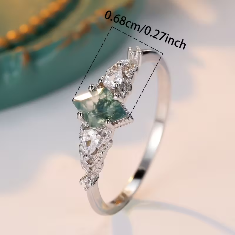 Classic Silver Ring with Timeless Appeal