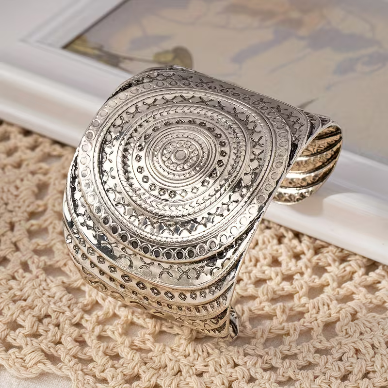 Stunning Bracelet for Daily Wear