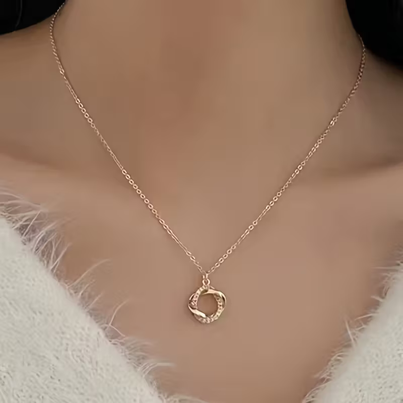 Stunning Necklace for Daily Wear