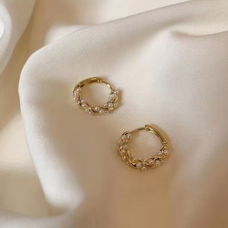 Luna Pearl Cluster Earrings