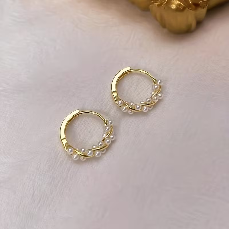 Charming Pearl Earring for Any Occasion