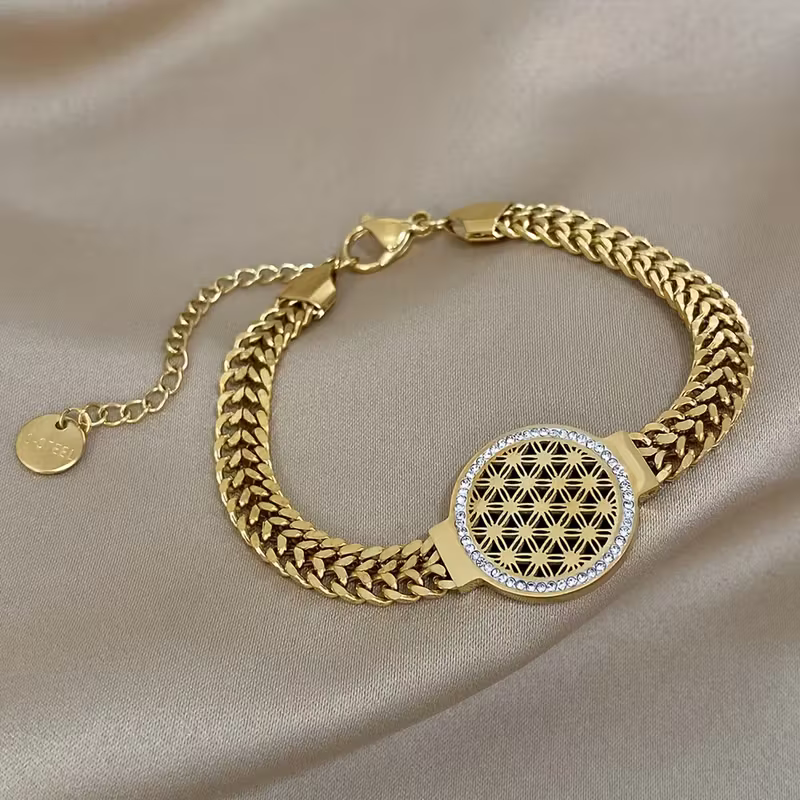 Romantic Bracelet for Special Moments