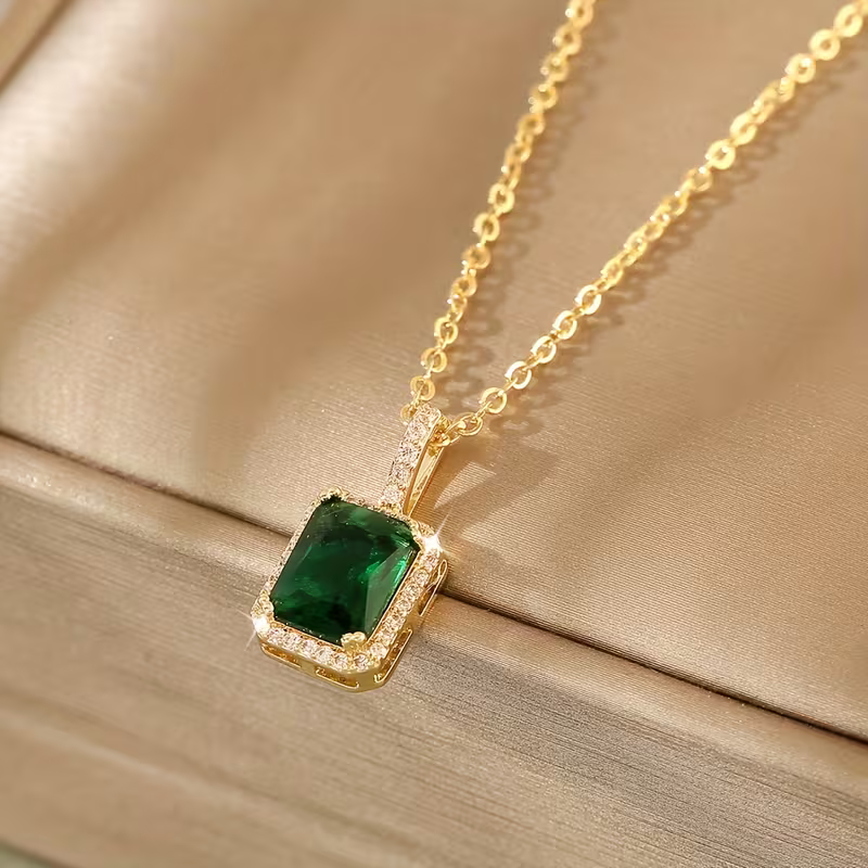 Classic Necklace with Timeless Appeal