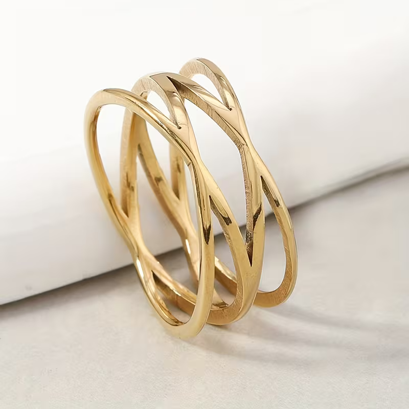 Ribbon Cross Ring