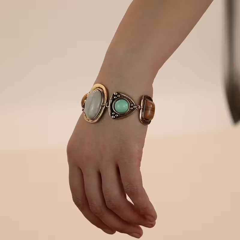 Stunning Bracelet for Daily Wear
