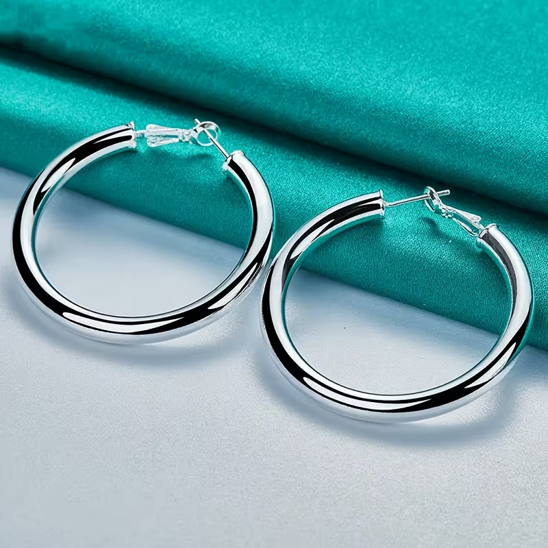 Stunning Silver Piece for Daily Wear