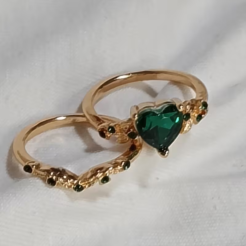 Beautiful Set with Unique Style