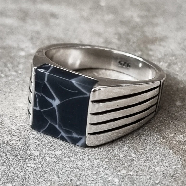 Vintage Dark Stone Silver Layer Ring