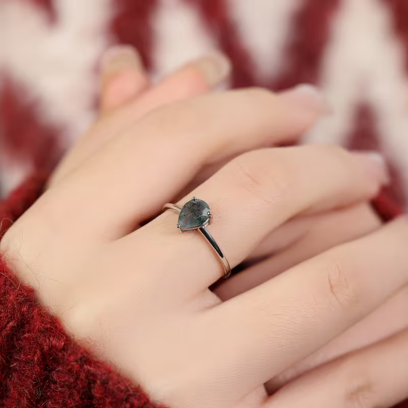 Charming Silver Ring for Any Occasion