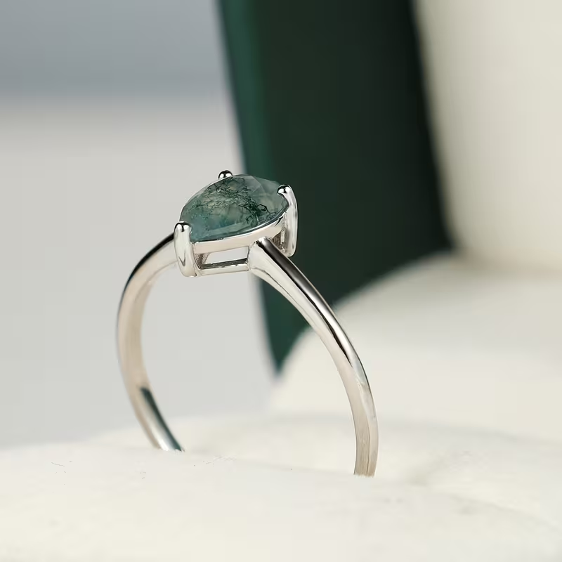 Charming Silver Ring for Any Occasion