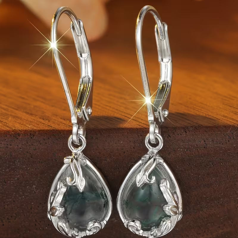 Classic Earring with Timeless Appeal