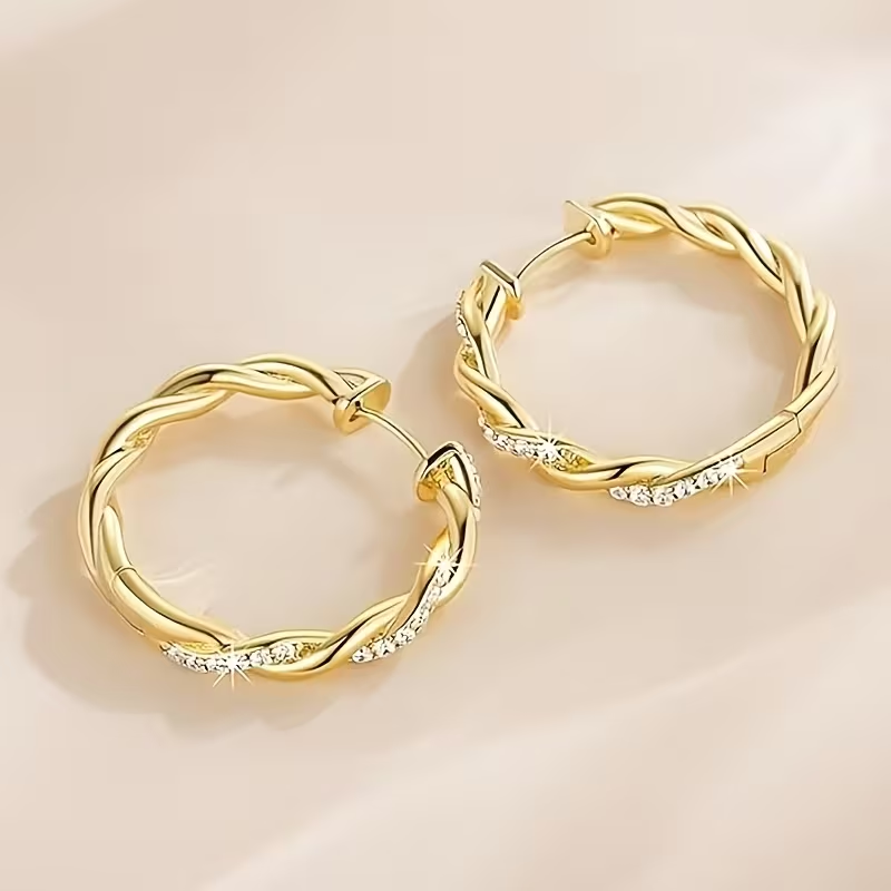 Beautiful Gold Earring with Unique Style