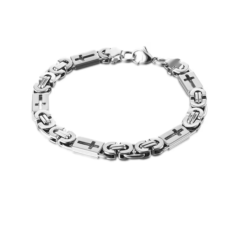 Classic Gold Bracelet with Timeless Appeal