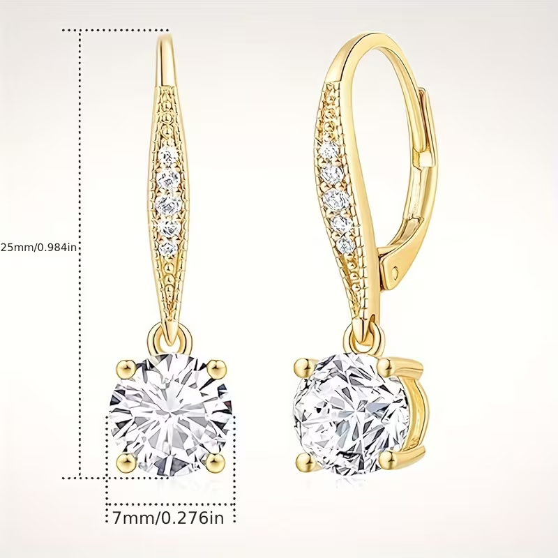 Charming Gold Earring for Any Occasion