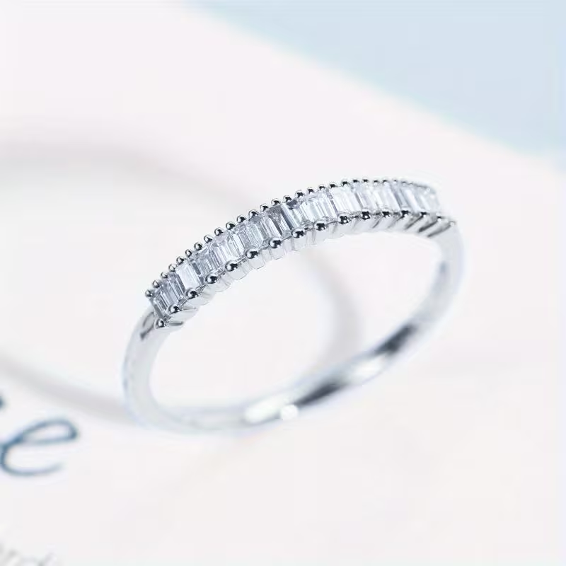 Romantic Gold Ring for Special Moments