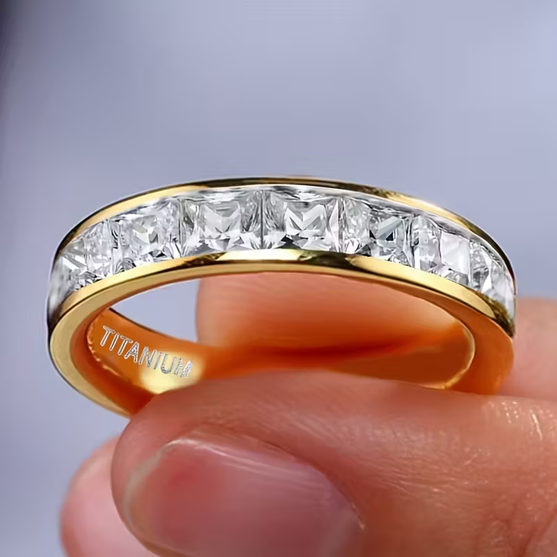 Elegant Luxury Spark Gold Ring