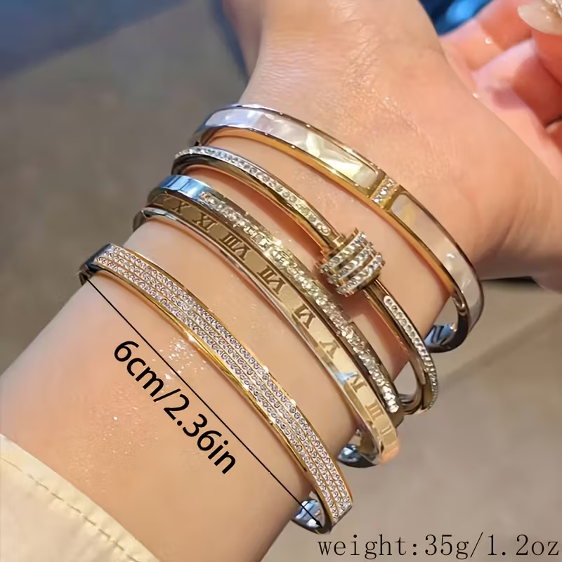 Beautiful Gold Bracelet with Unique Style