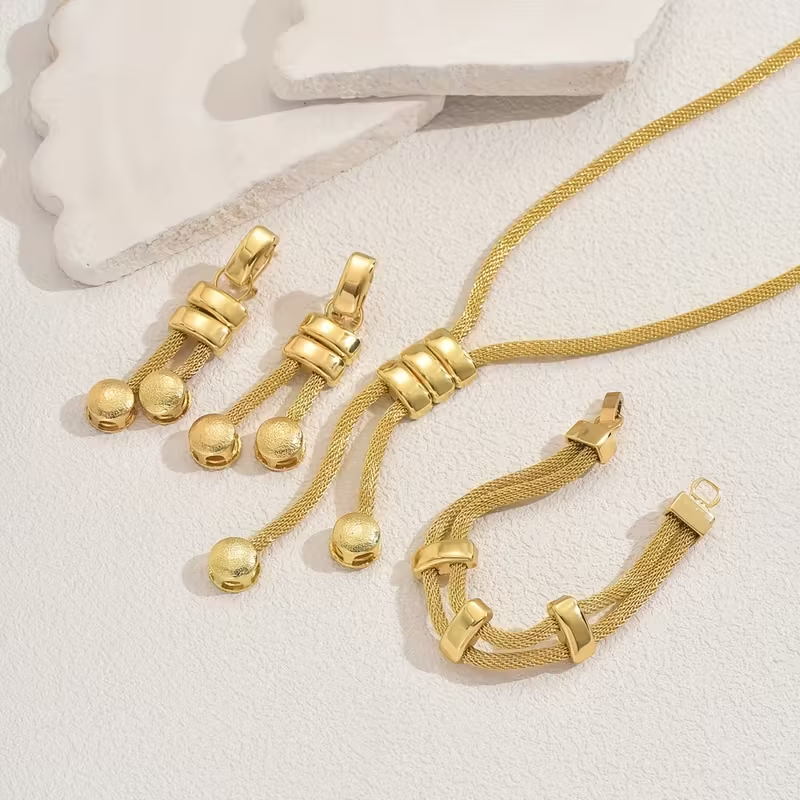 Classic Gold Set with Timeless Appeal