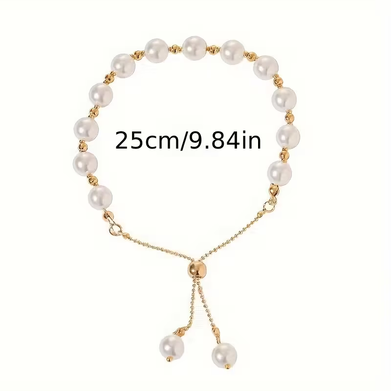 Classic Gold Bracelet with Timeless Appeal