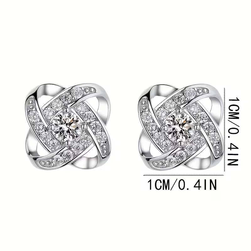 Charming Silver Earring for Any Occasion