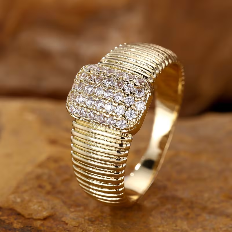 Luxury Wide Zirconia Gold Ring