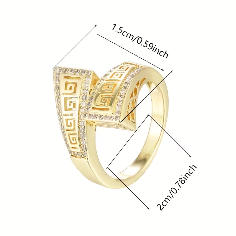 Classic Gold Ring with Timeless Appeal
