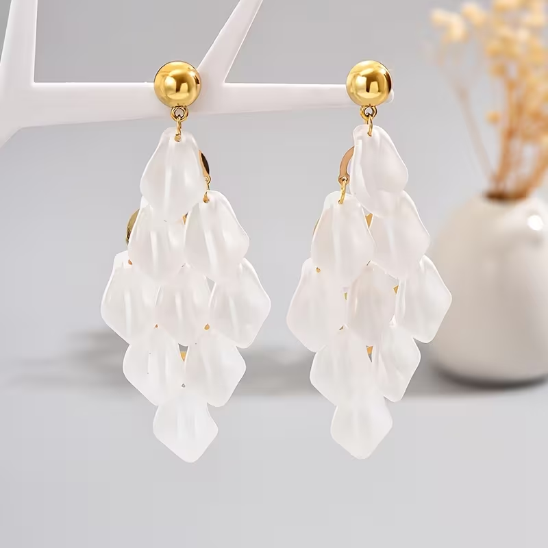 Classic Earring with Timeless Appeal