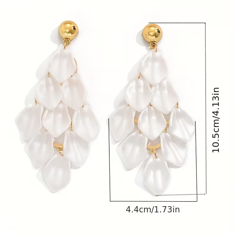 Classic Earring with Timeless Appeal