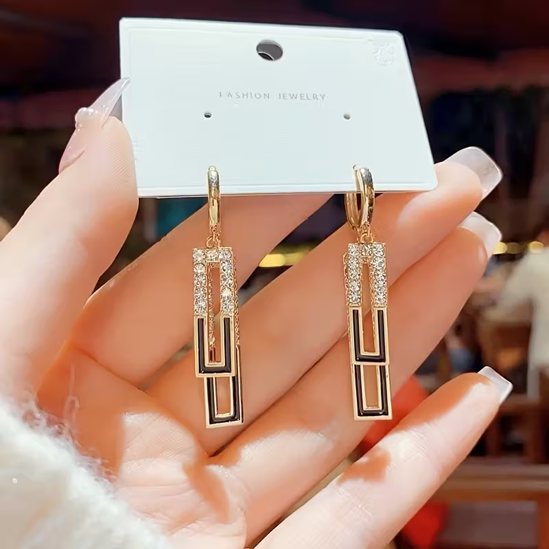 Romantic Earring for Special Moments