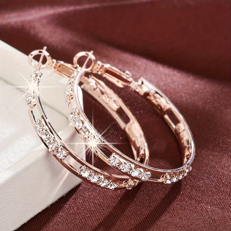 Charming Earring for Any Occasion