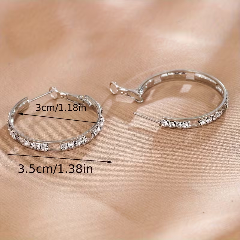 Charming Earring for Any Occasion