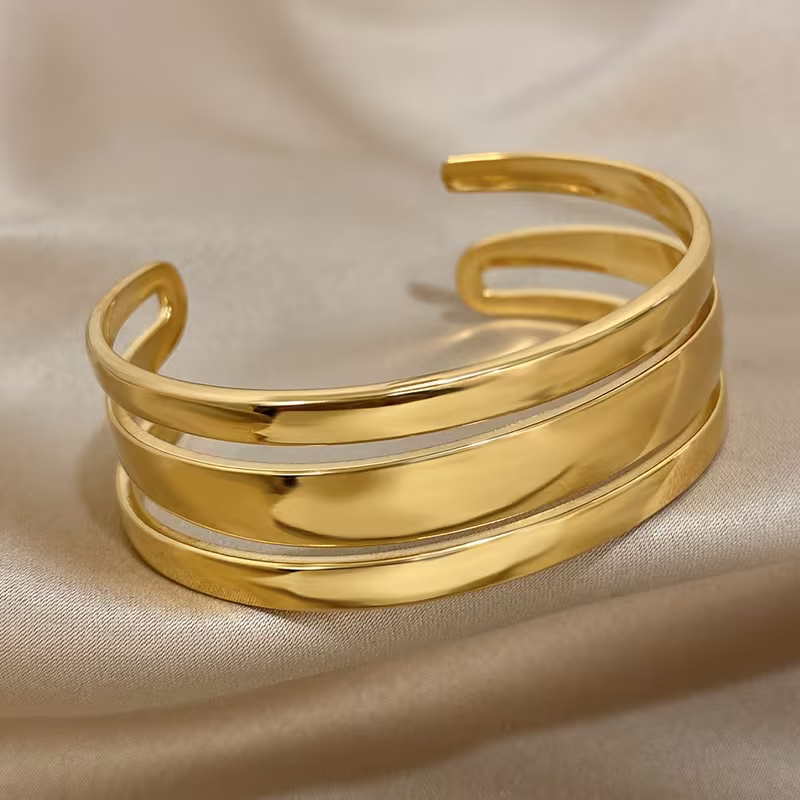 Romantic Bracelet for Special Moments