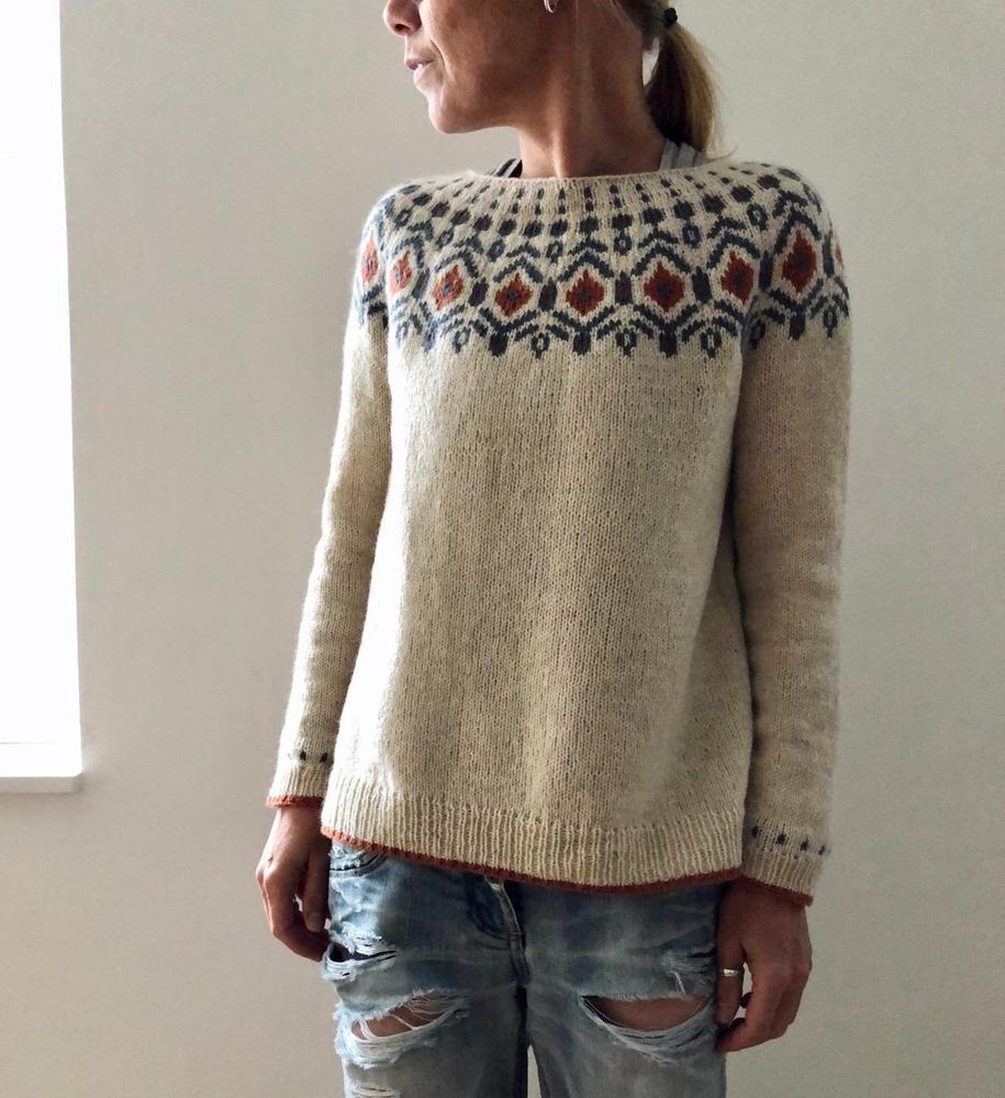 JO | Unique sweater