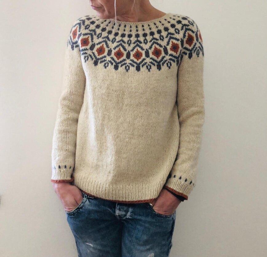 JO | Unique sweater