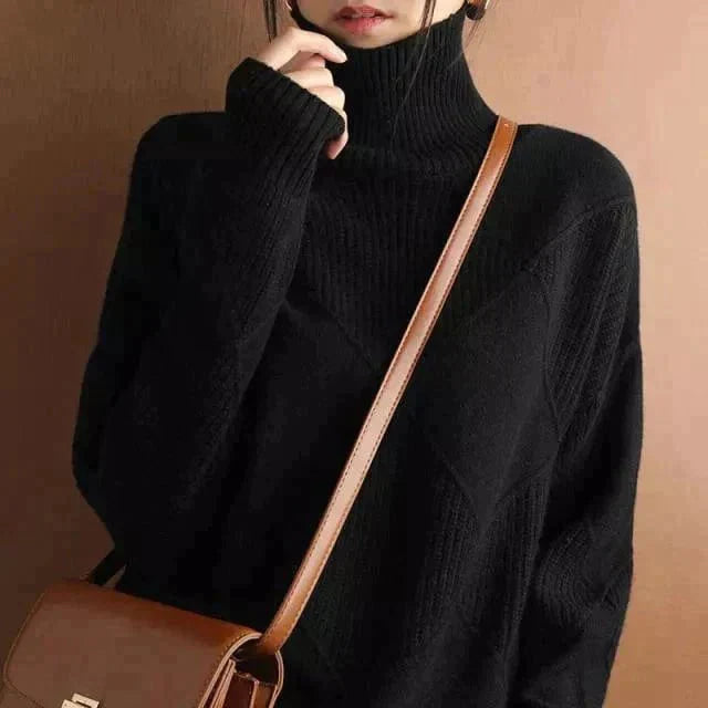 JO | Stylish turtleneck sweater