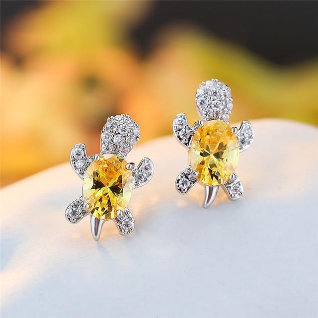 Romantic Silver Earring for Special Moments