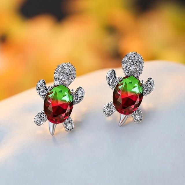 Romantic Silver Earring for Special Moments